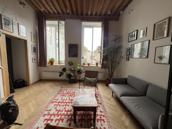 CROIX-ROUSSE - Chamant duplex meublé 44 m²