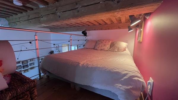 CROIX-ROUSSE - Chamant duplex meublé 44 m²