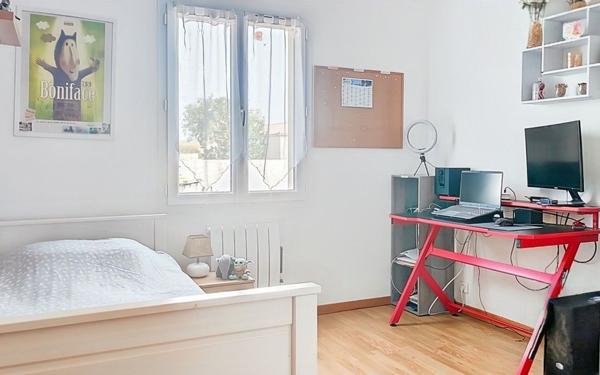 Maison à vendre    5 pièces •  Angliers