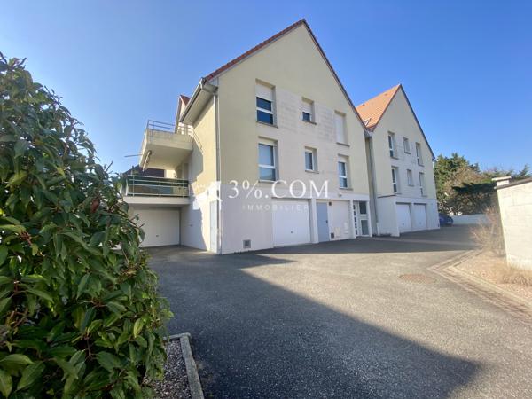 3%.COM - à HOLTZHEIM appartement COUP DE COEUR de 3 pièces de 85m² situé au rez-de-chaussée surélevé. Holtzheim (67810)