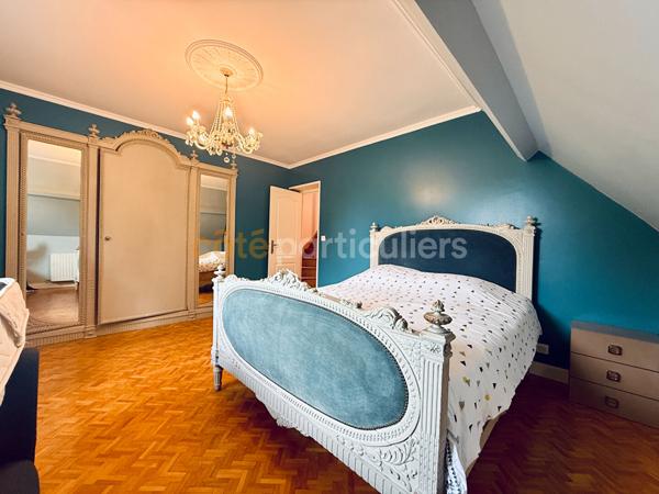 Vente
                Maison325 m² - 10 Pièces -
                    CONDE SUR VIRE (50890)