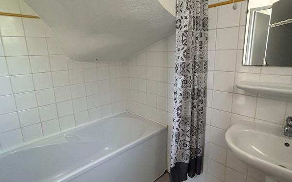 Maison à louer    3 pièces •  Mont-de-Marsan