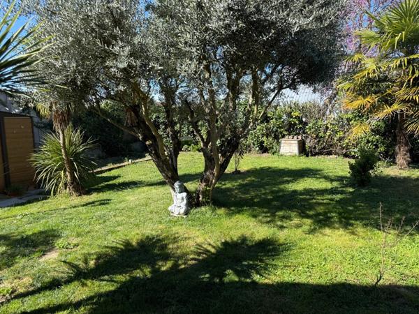 Maison à vendre 4 pièces TARBES (65) - Jardin arboré - piscine