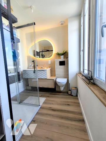 MAISON ENTIEREMENT RENOVEE EQUEURDREVILLE 2 CHAMBRES + GRENIER + JARDIN