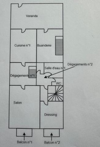 Saint-Affrique (12400) Maison avec véranda et commerce/atelier en CV Saint-Affrique !
