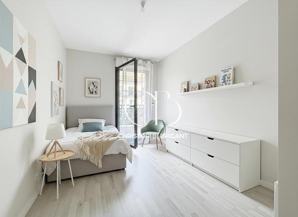 Appartement Rosny Sous Bois  Centre Ville 4 pièce(s) 88 m2 Avec extérieur