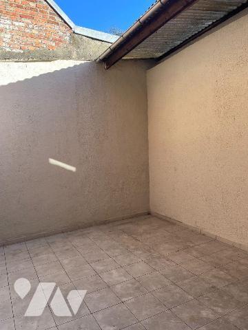 A VENDRE A NIEPPE (59270) dans le Nord (59) : MAISON DE VILLE AVEC COUR ? A CONFORTER - Surface...