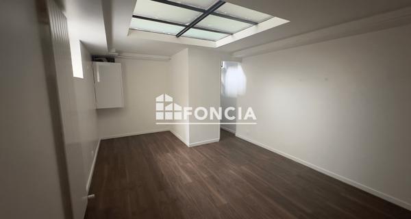 Location Appartement 3 pièces 53.14 m² - Clamart 92140