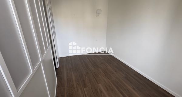 Location Appartement 3 pièces 53.14 m² - Clamart 92140