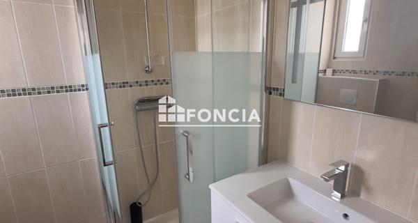 Location Appartement 3 pièces 53.14 m² - Clamart 92140