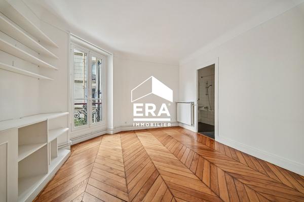 Appartement Paris 3 pièce(s) 56.3 m2