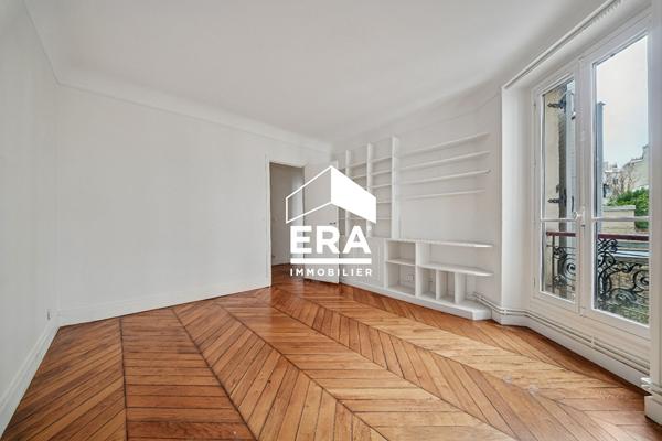 Appartement Paris 3 pièce(s) 56.3 m2