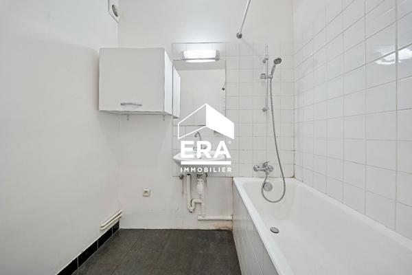 Appartement Paris 3 pièce(s) 56.3 m2