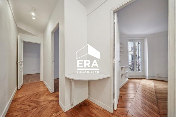 Appartement Paris 3 pièce(s) 56.3 m2