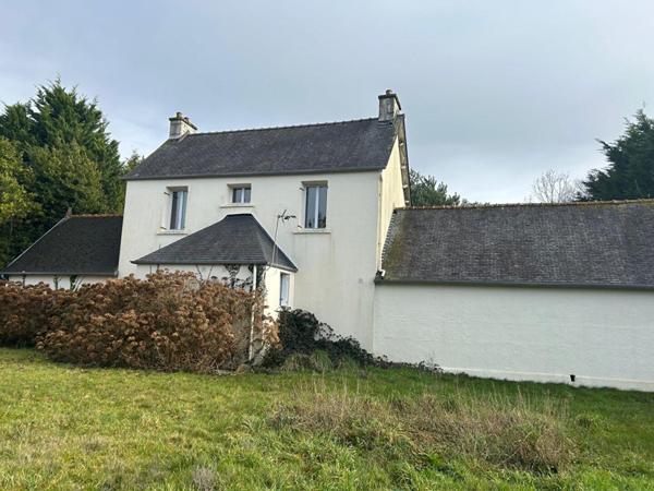 Maison ancienne Plourin les Morlaix avec dépendances
