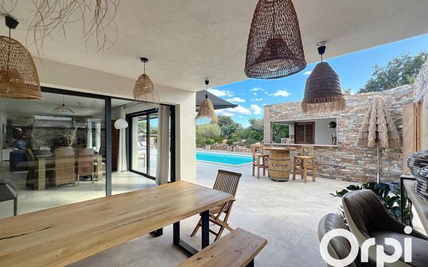 Maison à vendre    4 pièces •  Lecci