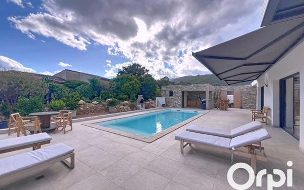 Maison à vendre    4 pièces •  Lecci