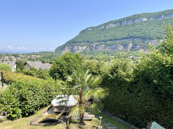 MAISON DE VILLAGE DE 134 M2 / CALME / VUE MONTAGNE