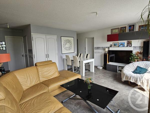 Appartement F4 à vendre  4 pièces - 82 m 2   ORTHEZ  - 64