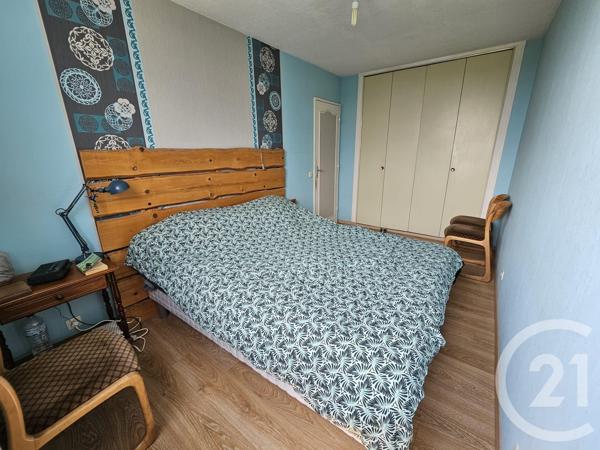 Appartement F4 à vendre  4 pièces - 82 m 2   ORTHEZ  - 64