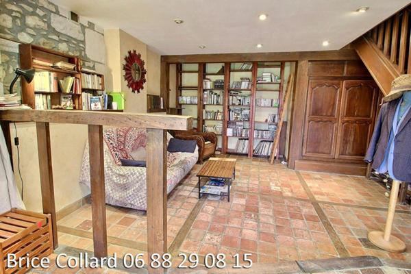 60140 MOGNEVILLE Maison en pierre de caractere