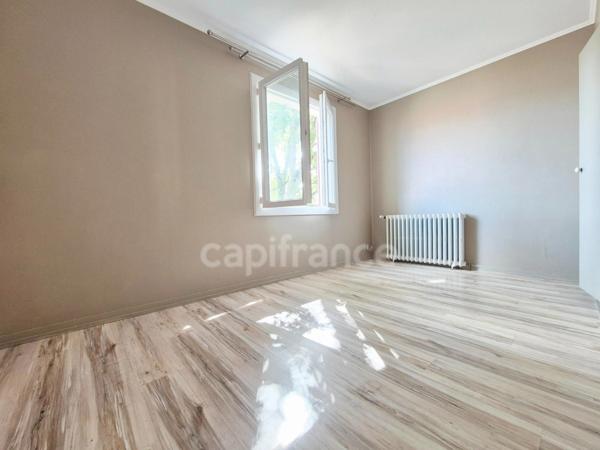 Maison à vendre 5 pièces ROYAN (17) - Terrain de 223m²