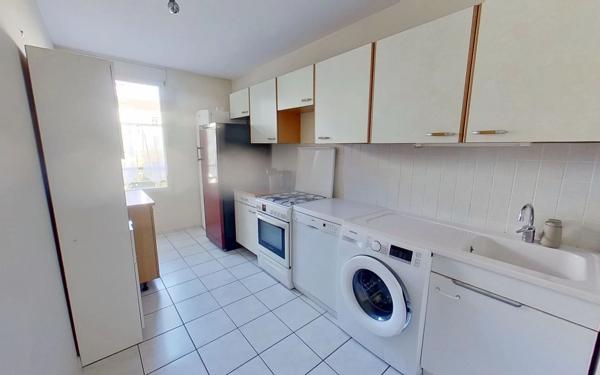 Appartement à louer    3 pièces • 98,94 m2 Lyon 6