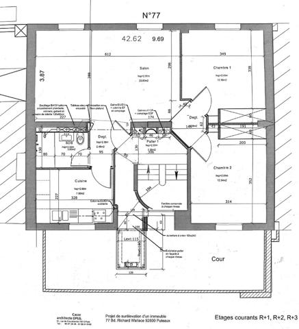 PUTEAUX / Hyper Centre - 3 pièces de 62m²