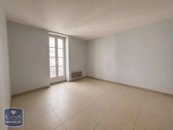 Appartement à louer 2 pièces 46m² Nîmes (30000)