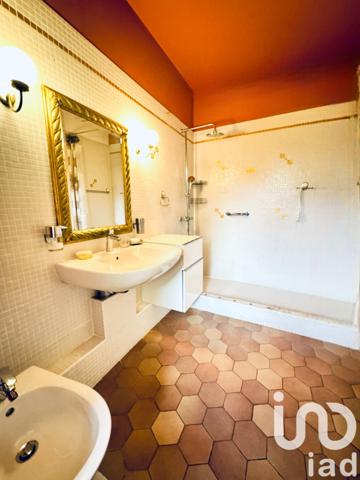 Maison à vendre 8 pièces 230 m² Les Vallées de la Vanne