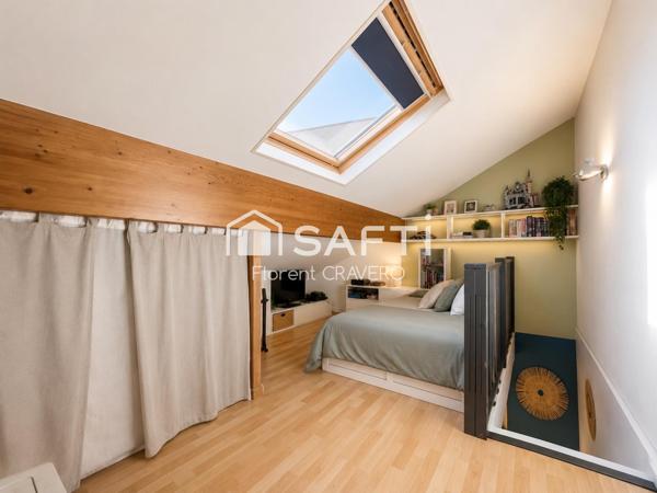 Maison familiale 5 chambres avec jardin, dépendance et deux terrasses