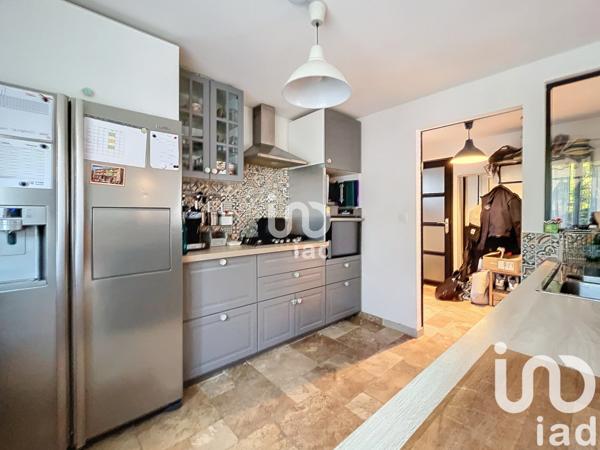 Maison à vendre 9 pièces 254 m² Venelles