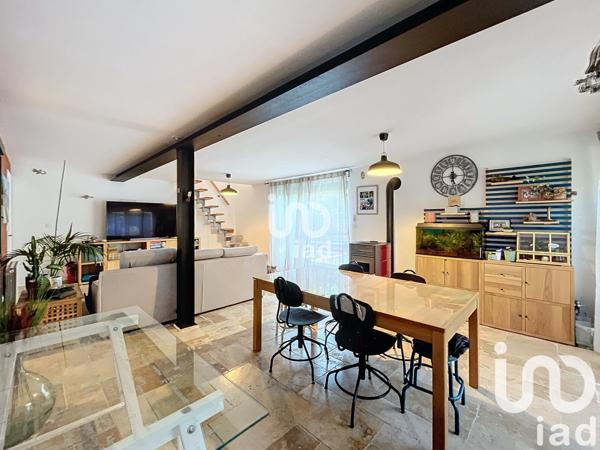 Maison à vendre 9 pièces 254 m² Venelles