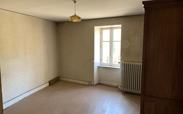 Maison à vendre    5 pièces • 97,46 m2 Saint-Sylvestre