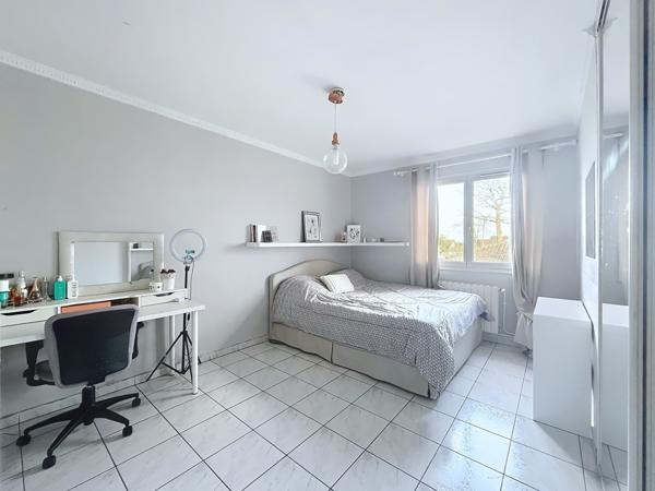 Maison 7 pièces - 165 m² Exclusivité efficity