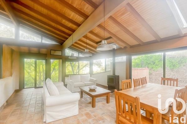 Maison à vendre 6 pièces 165 m² Nîmes-Saint-Césaire