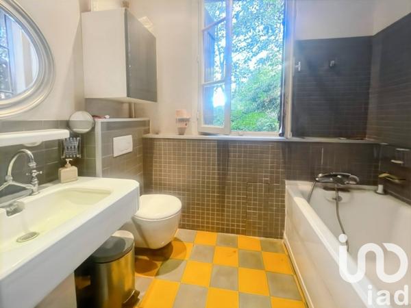 Maison à vendre 6 pièces 165 m² Nîmes-Saint-Césaire