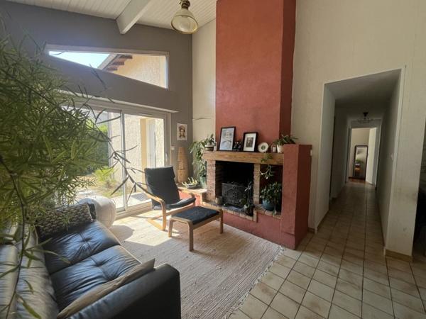 Maison à vendre 449 599 € Saint-Médard-en-Jalles 6 p 140 m² DPE C