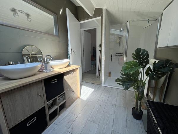 Maison à vendre 449 599 € Saint-Médard-en-Jalles 6 p 140 m² DPE C