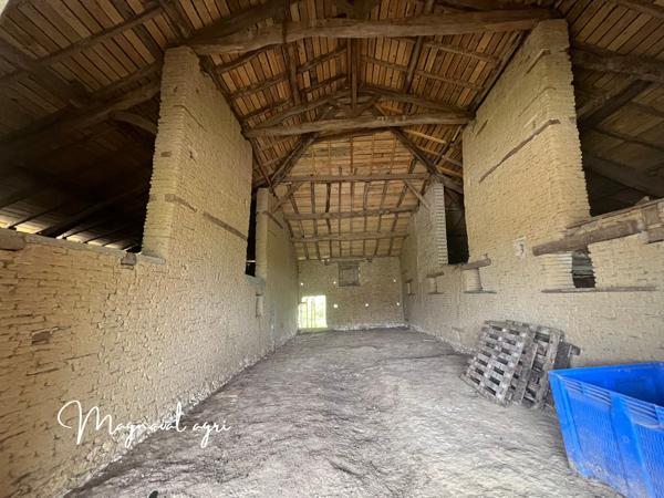 Caussade (82300) Domaine équestre ou agricole de 30 hectares en Occitanie
