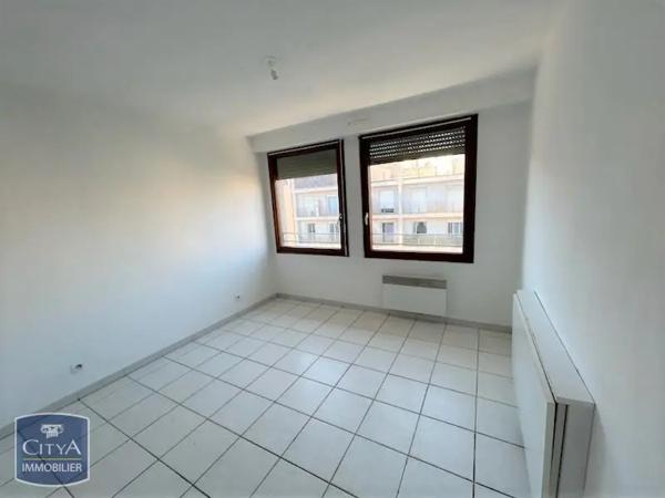 Appartement à louer 1 pièce 18.82m² Aix-en-Provence (13100)