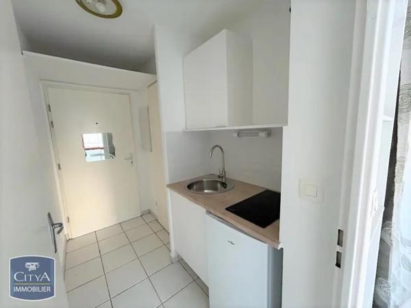 Appartement à louer 1 pièce 18.82m² Aix-en-Provence (13100)