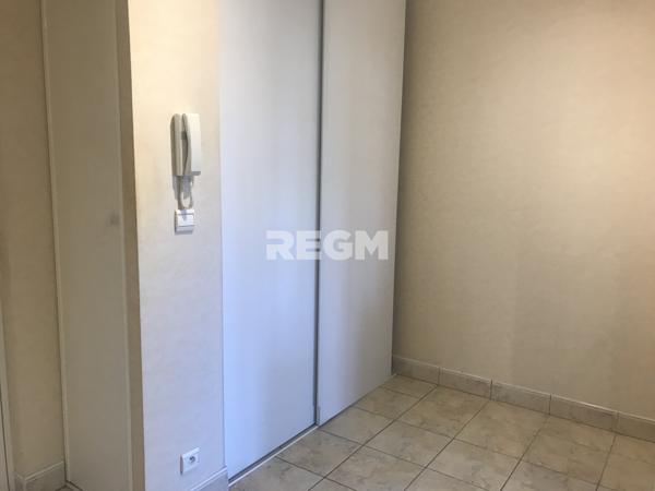Saint-Fargeau-Ponthierry (77310) Appartement F4 avec balcons, 2 parkings, cave