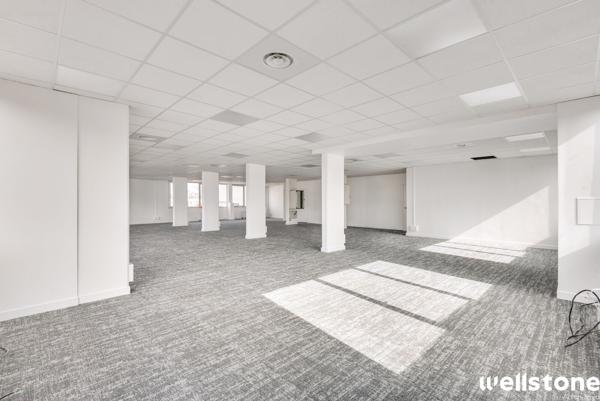 Bureaux à louer à PARIS 75013