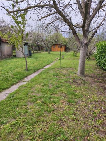 Maison de ville 5 pieces 114 m2 + Box de rangement 25 m2