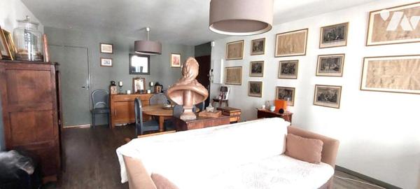 LILLE - AU COEUR DU VIEUX LILLE, UN APPARTEMENT DE TYPE 3 EN TRES BON ETAT - 