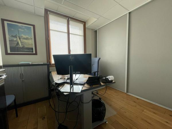 A VENDRE - LE HAVRE / PALAIS DE JUSTICE - 211 m2 - PMR