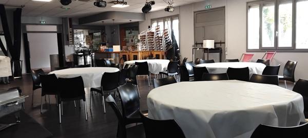 Cession de bail - Grand Restaurant avec Terrasse et Kiosque à Pizza à Miribel