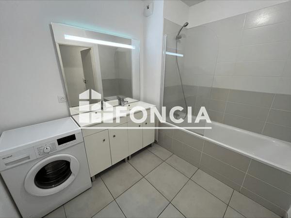 Location Appartement 4 pièces 82.67 m² - 11 RUE ALSACE LORRAINE Le Petit-quevilly 76140