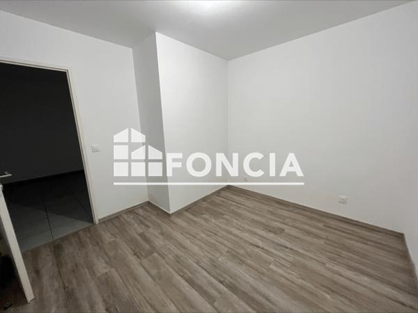 Location Appartement 4 pièces 82.67 m² - 11 RUE ALSACE LORRAINE Le Petit-quevilly 76140
